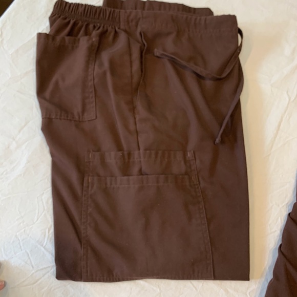 SB Scrubs set, woman’s, EUC, size XS - Picture 3 of 9